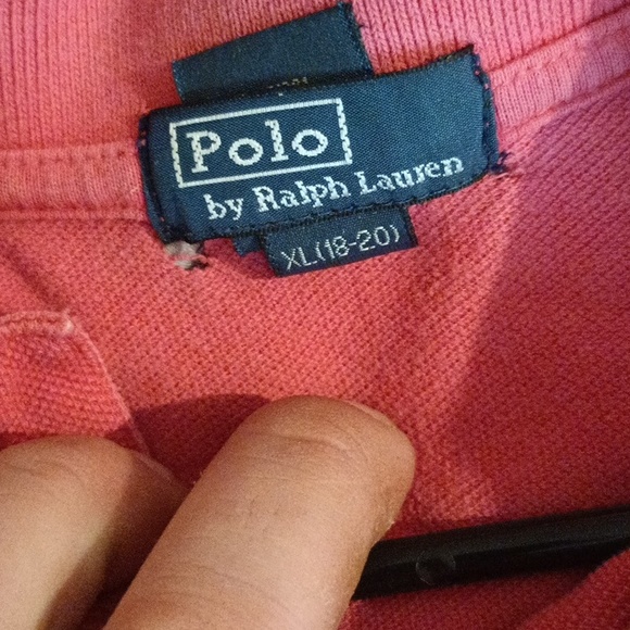 Polo - Picture 2 of 2